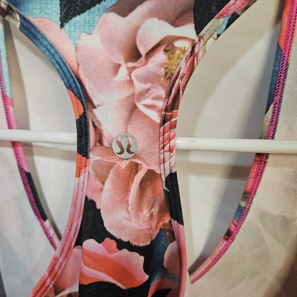 Lululemon Cool Racerback Tank Top Secret Garden Floral Running Yoga Size M EUC
